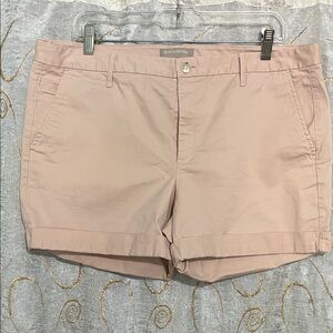 Banana Republic Women's Light Pink Bermudas